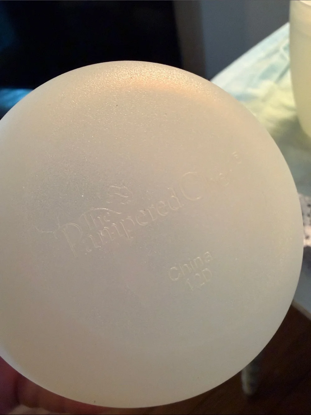 Pampered chef Set of 3 silicon Food Storage Containers with Lids